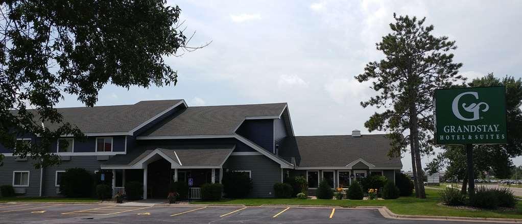 Grandstay Hotel & Suites Cambridge Exterior foto